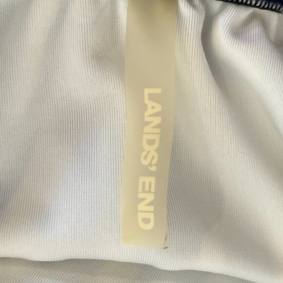 Lands' End Woman's Scoop Neck Tugless Sporty One-Piece Swim Suit Sz 18 - Picture 8 of 10